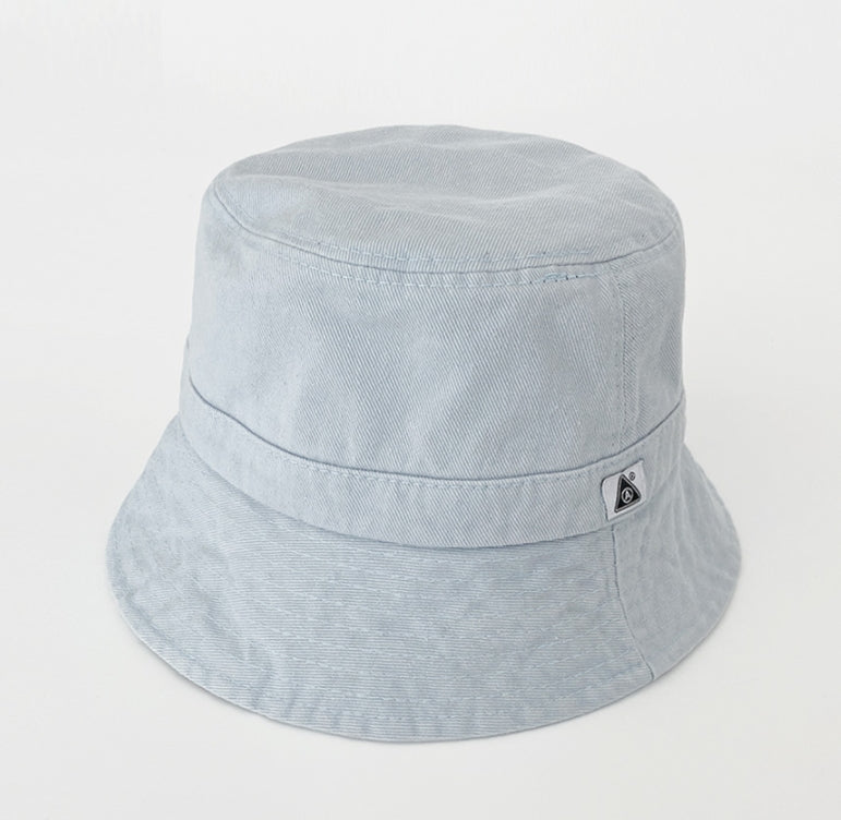 A LABEL Daily Bucket Hat