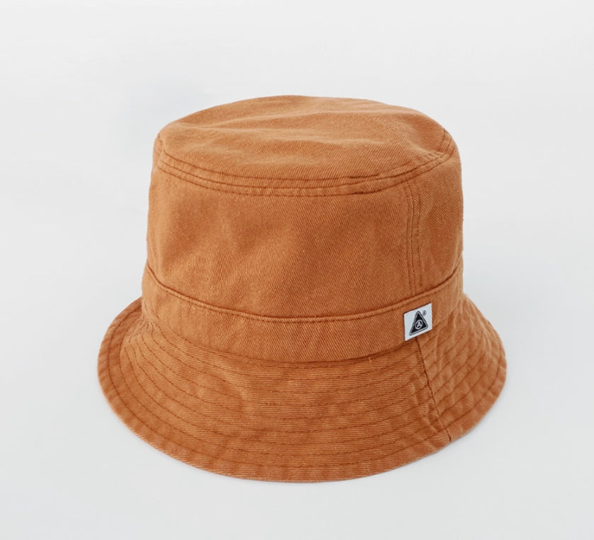 A LABEL Daily Bucket Hat