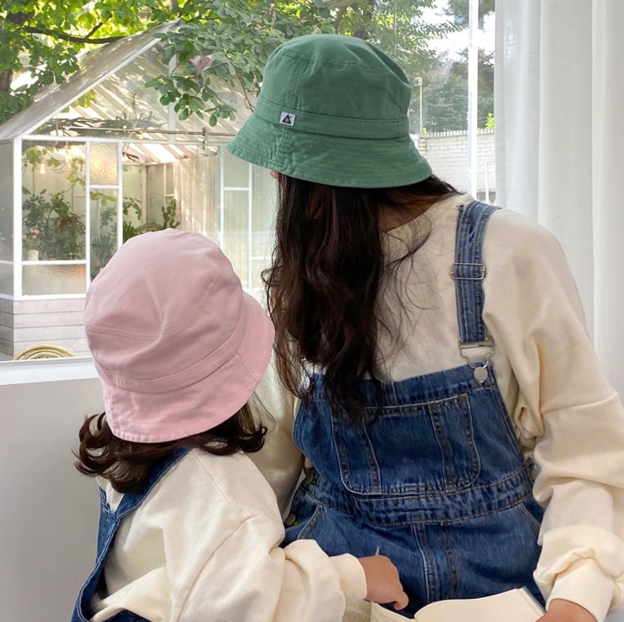 A LABEL Daily Bucket Hat for Kids