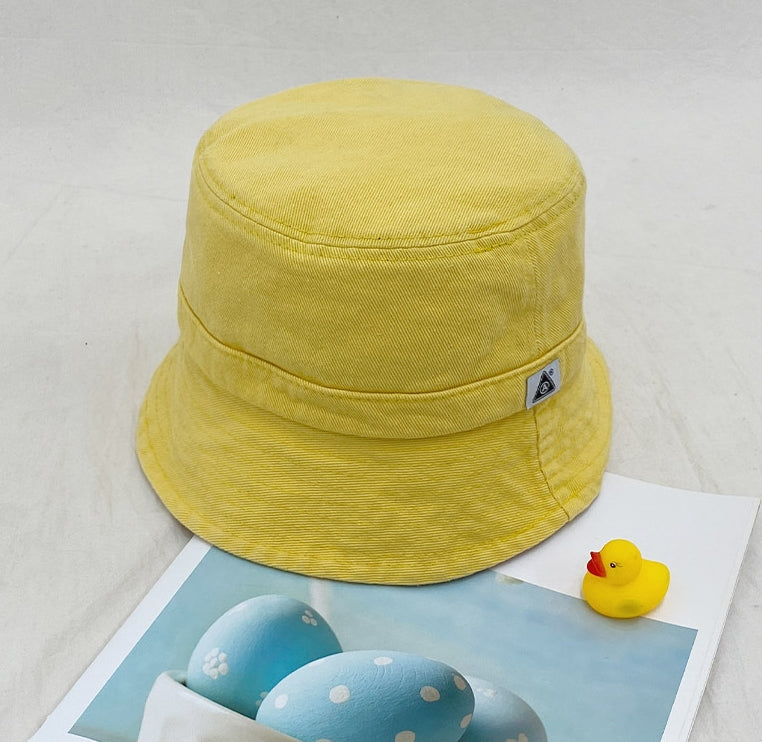 A LABEL Daily Bucket Hat for Kids